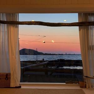 日文那通讯联络底牌日本女同性恋裸体拍照
